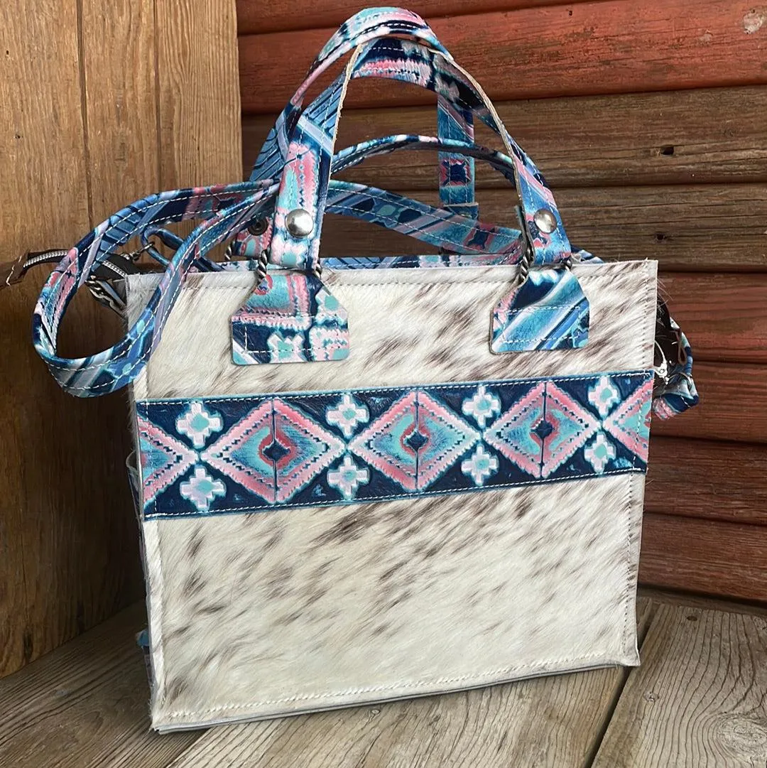 010 Minnie Pearl - Longhorn w/ Tucson Sundown Navajo