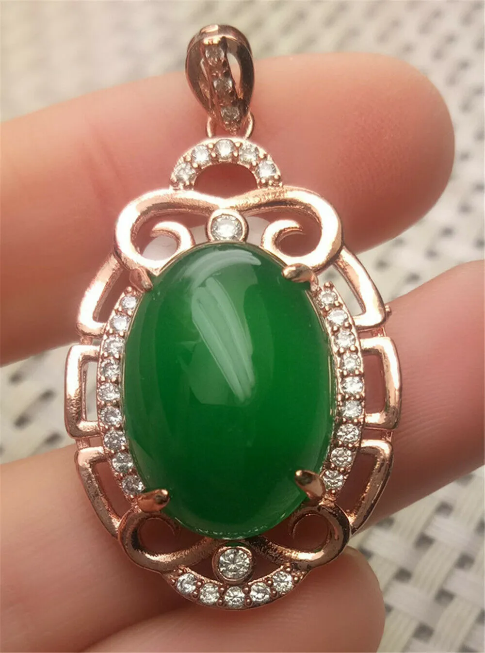 10% OFF- Certified Natural Emerald A*Jade Handcrafted Lucky Green Jade Oval Pendant-Rose Gold 925 Sterling Silver A0204