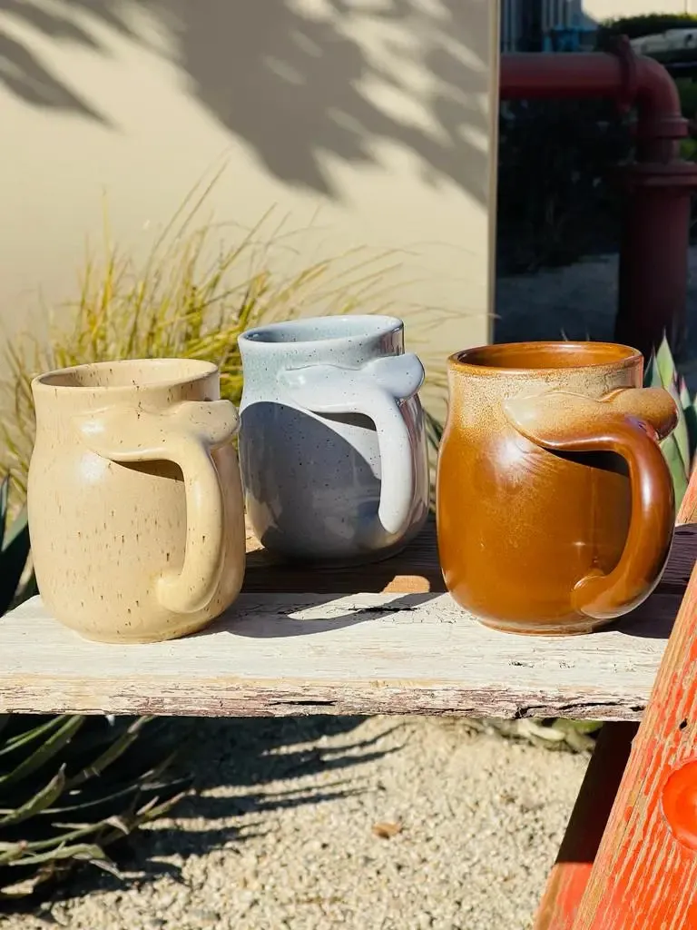 16 OZ. STONEWARE COFFEE MUG WITH WHALE TAIL HANDLE