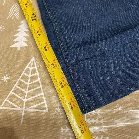 1970 Flare Levi’s Jeans, size 26Wx29L. (J62)