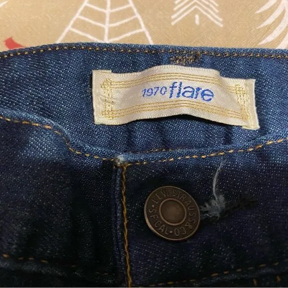 1970 Flare Levi’s Jeans, size 26Wx29L. (J62)