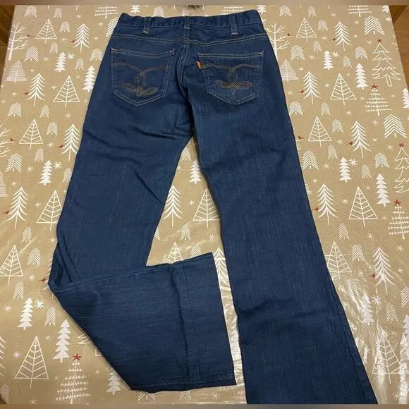 1970 Flare Levi’s Jeans, size 26Wx29L. (J62)