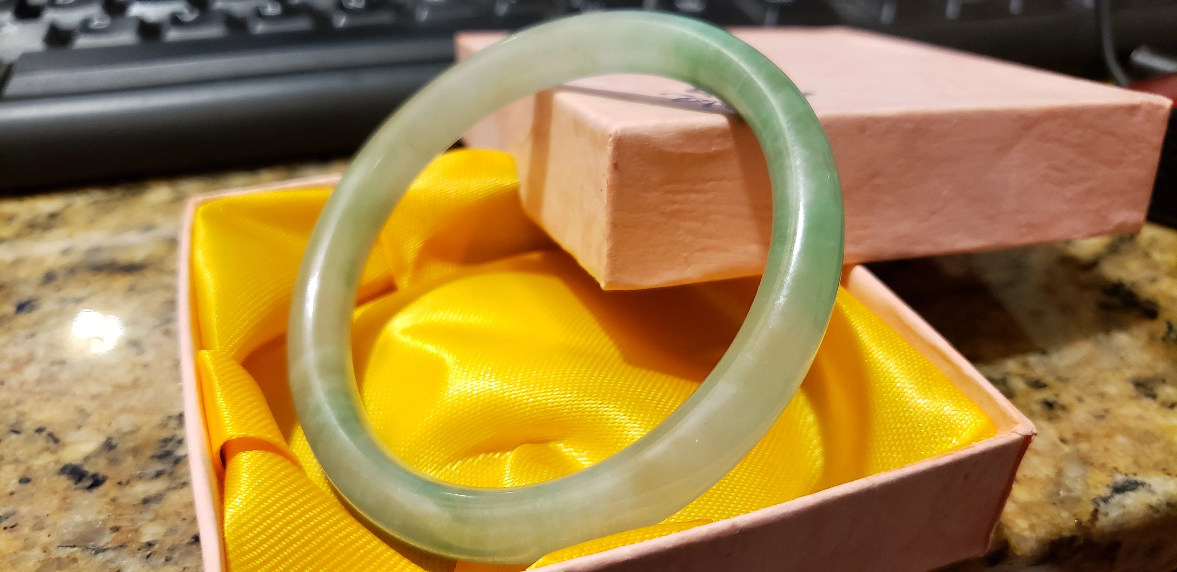 58/59/60mm Certified Natural Jadeite Emerald A*Jade Handcarved Lucky Round Bangle A20185