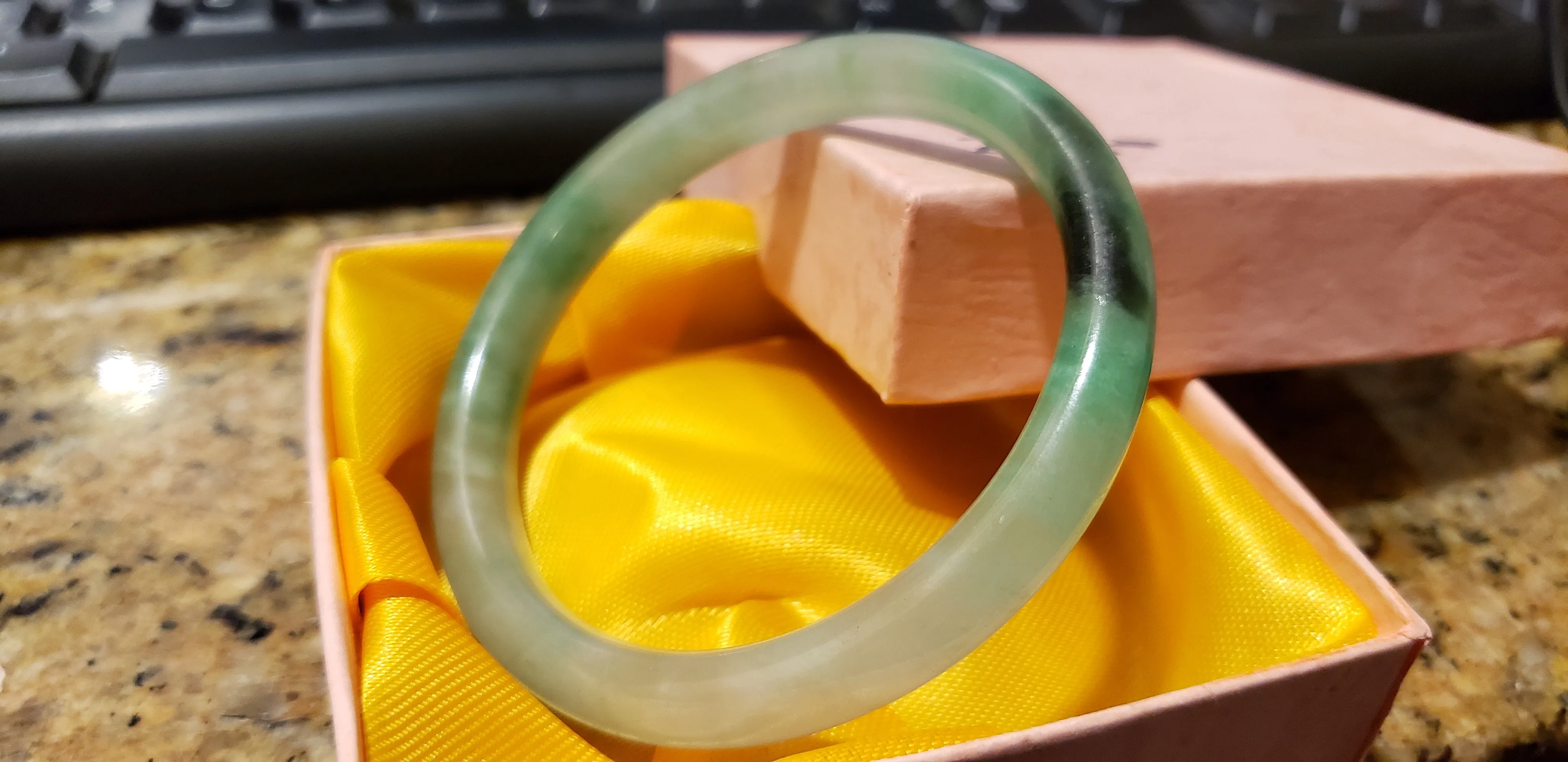 58/59/60mm Certified Natural Jadeite Emerald A*Jade Handcarved Lucky Round Bangle A20185
