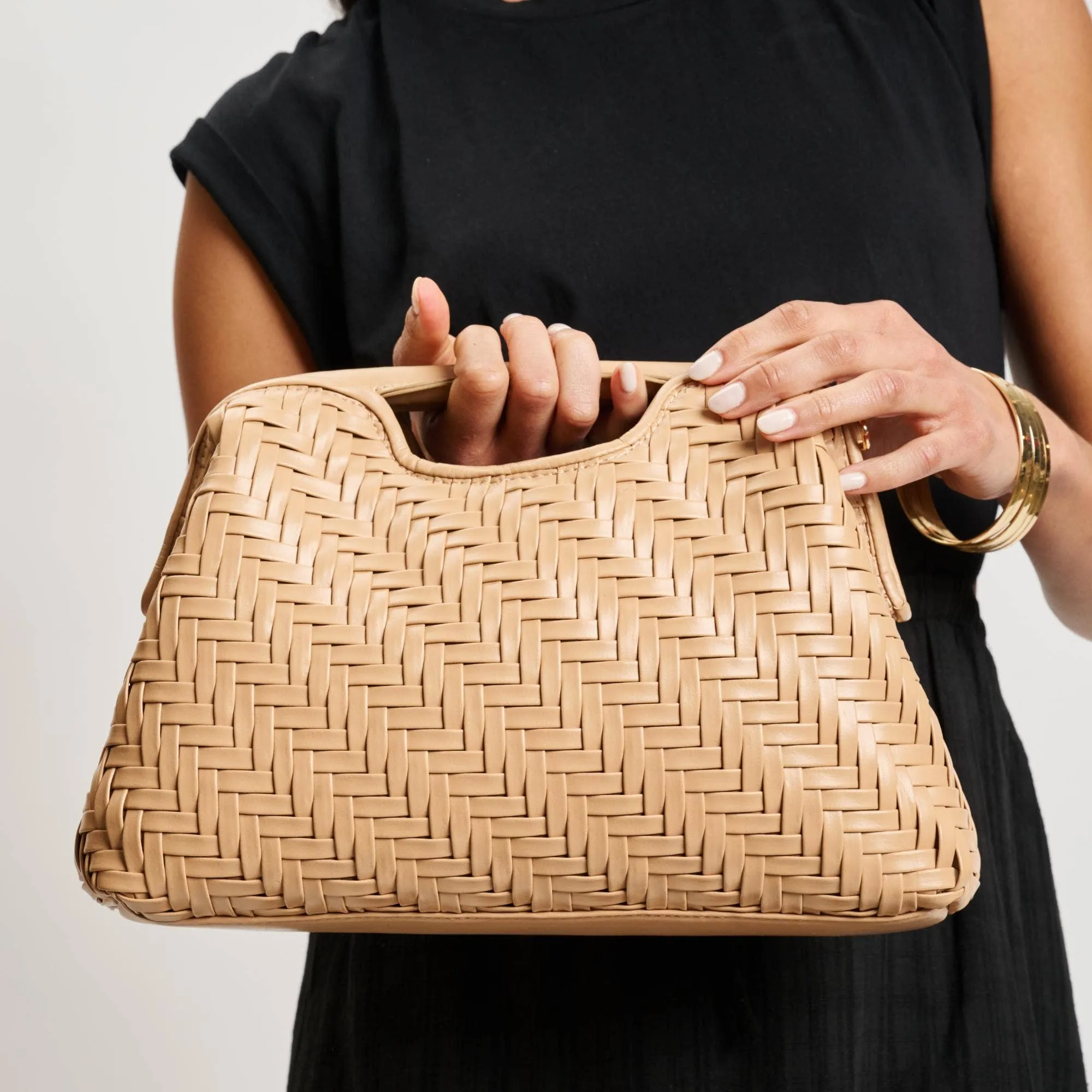 Amara Crossbody