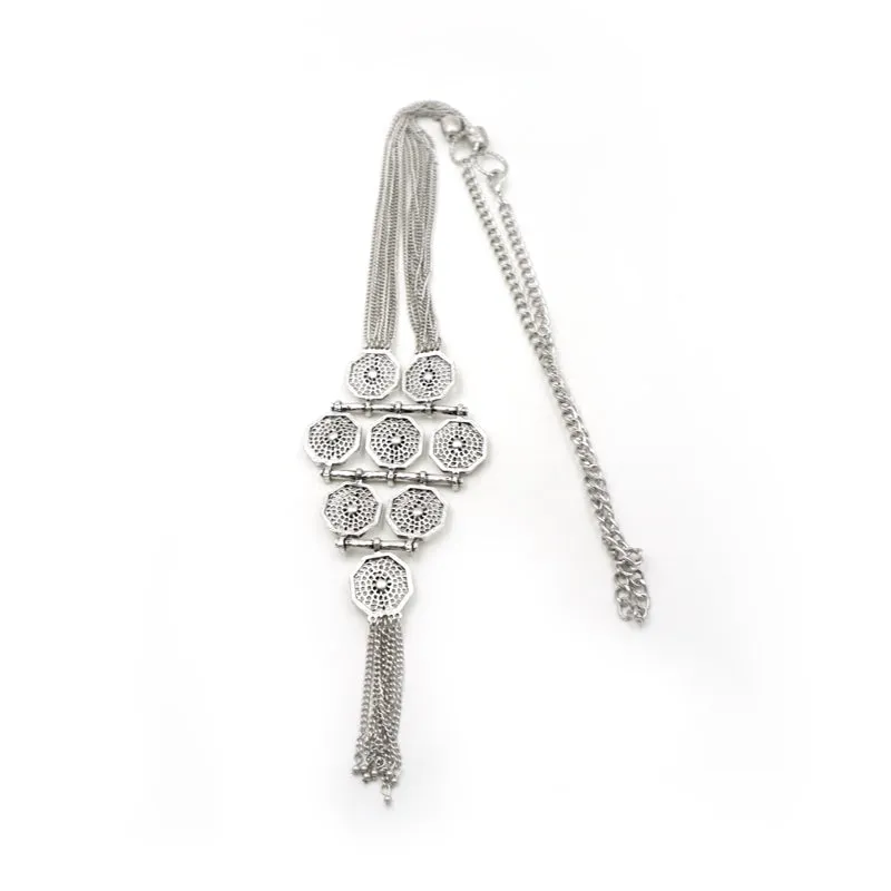 Beautiful Vintage Silver necklace by unknown designer