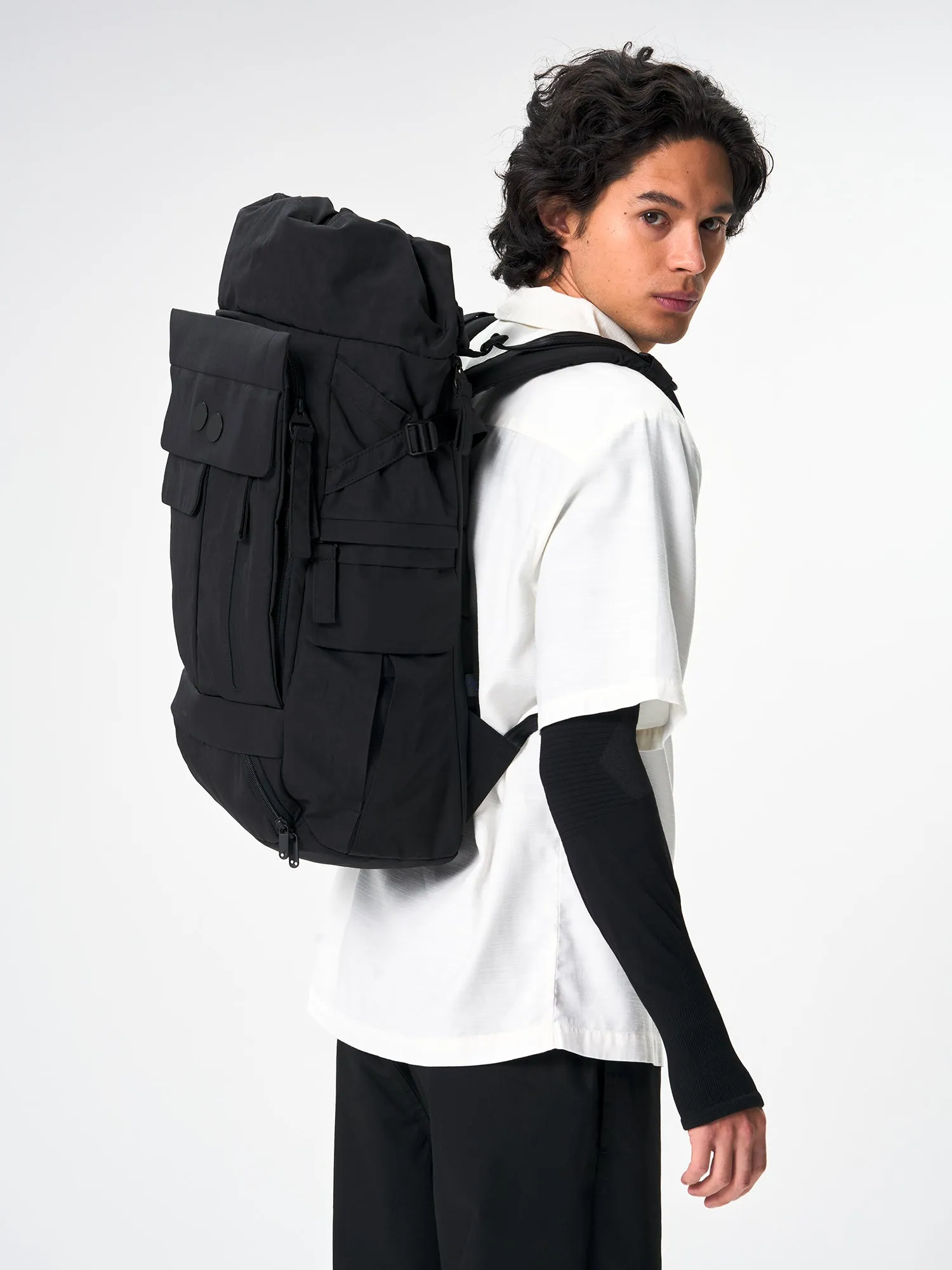 Blok Medium - Crinkle Black