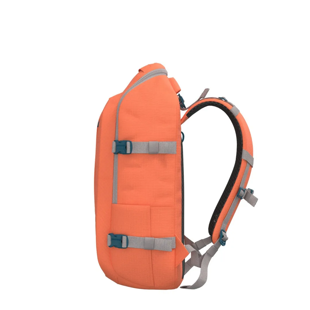 CabinZero ADV 32L (Moroccan Sands)