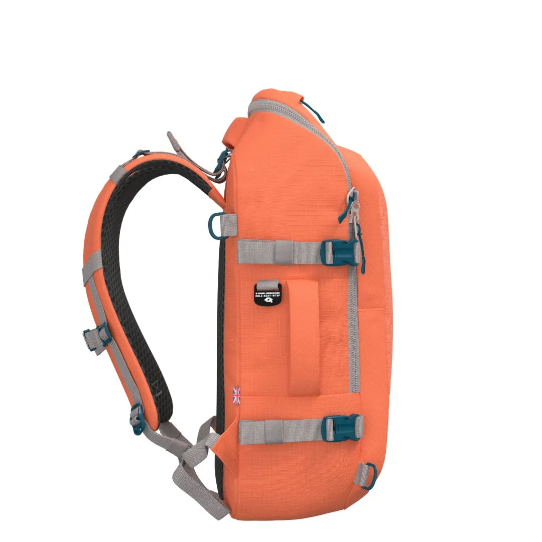 CabinZero ADV 32L (Moroccan Sands)
