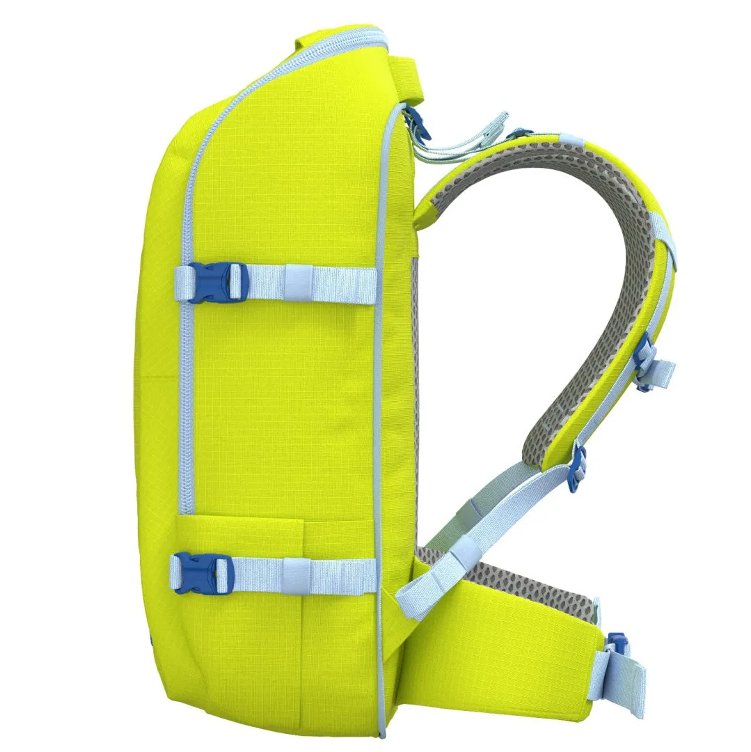 CabinZero ADV 42L (Mojito Lime)