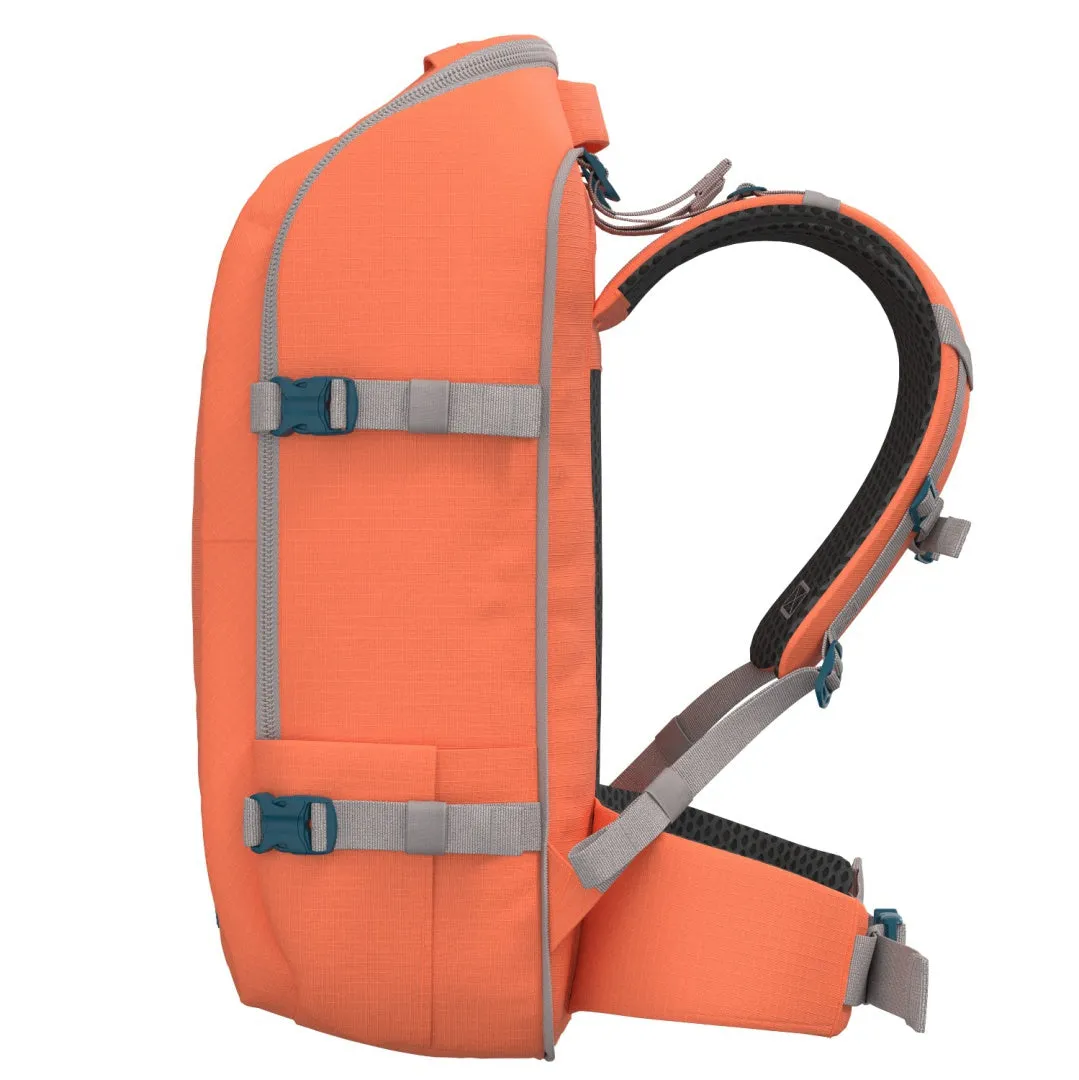 CabinZero ADV 42L (Moroccan Sands)