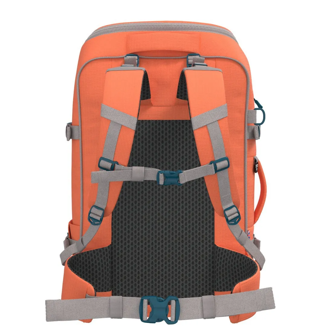 CabinZero ADV 42L (Moroccan Sands)