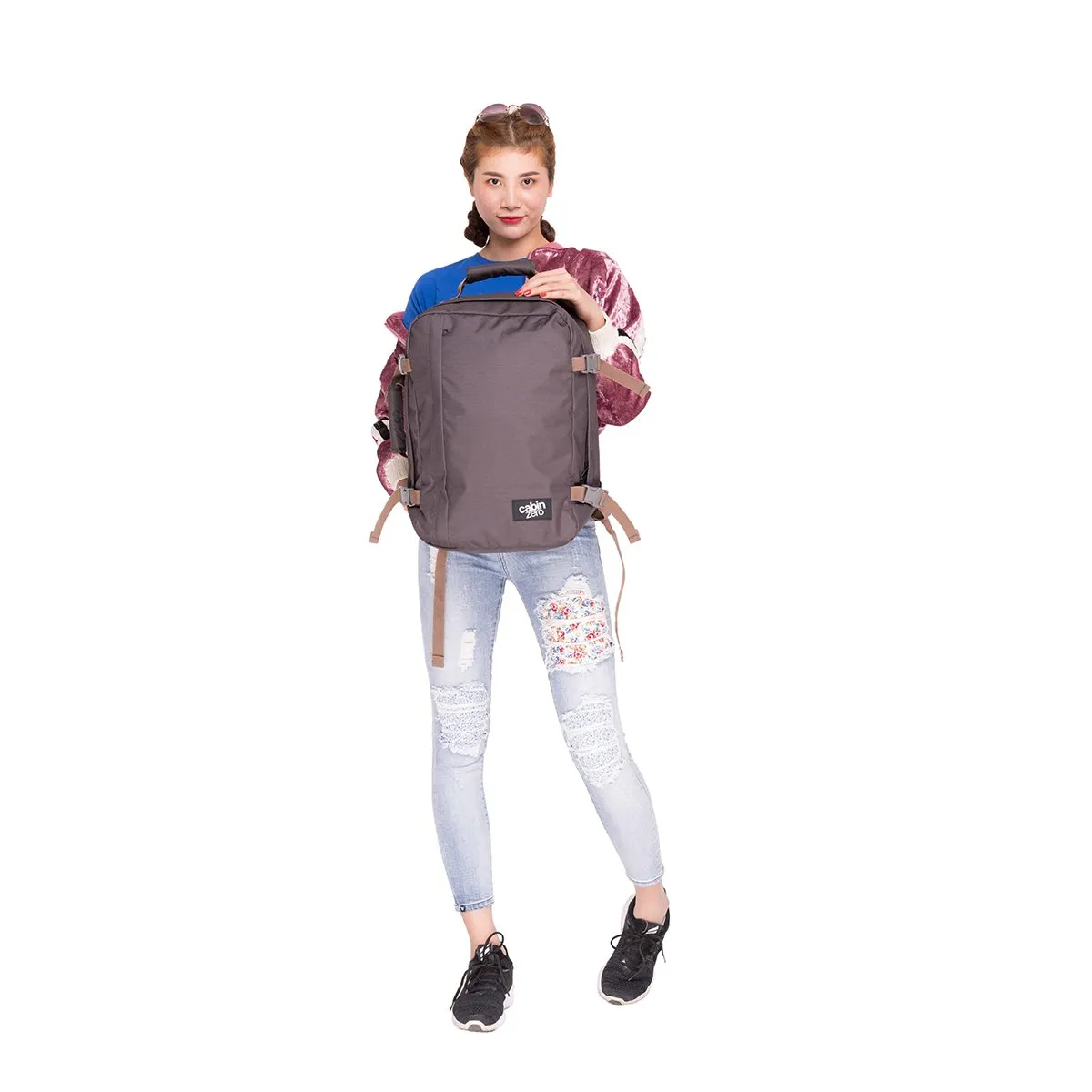 CabinZero Classic 28L (Black Sand)