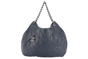 CHANEL PLEATS HOBO BAG (1673xxxx) LARGE BLUE QUILTED CALFSKIN SILVER HARDWARE NO DUST COVER