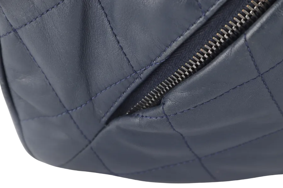 CHANEL PLEATS HOBO BAG (1673xxxx) LARGE BLUE QUILTED CALFSKIN SILVER HARDWARE NO DUST COVER