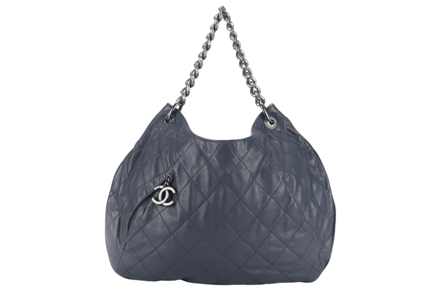 CHANEL PLEATS HOBO BAG (1673xxxx) LARGE BLUE QUILTED CALFSKIN SILVER HARDWARE NO DUST COVER
