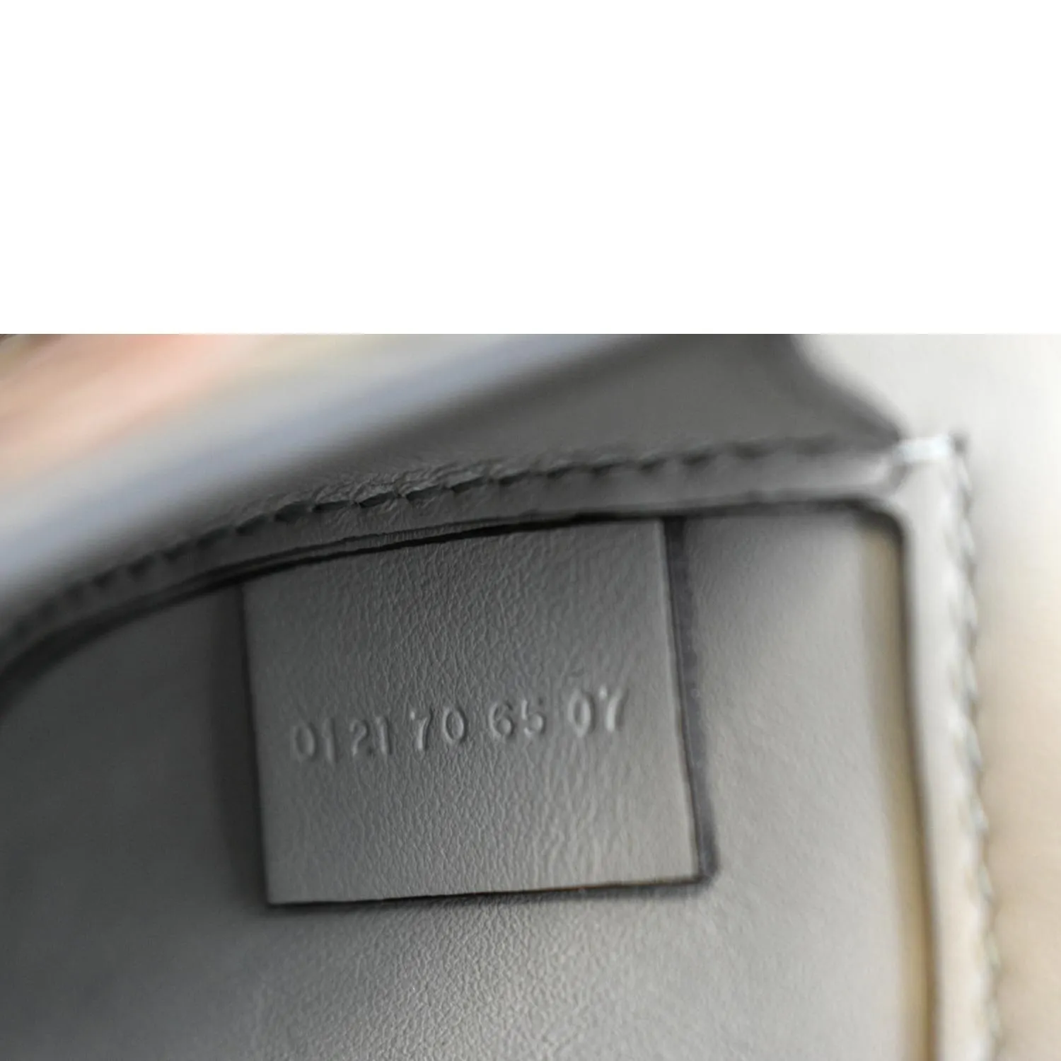 CHLOE Tess Hobo Crocodile Embossed Leather Crossbody Bag Gray