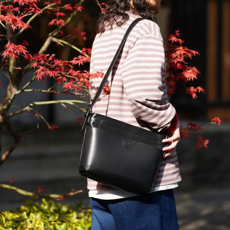 City Shuttle | Tote Bag Small