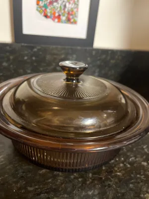 CORNING WARE PYREX VISION RIBBED V 30 B AMBER CASSEROLE 750 ml WITH LID
