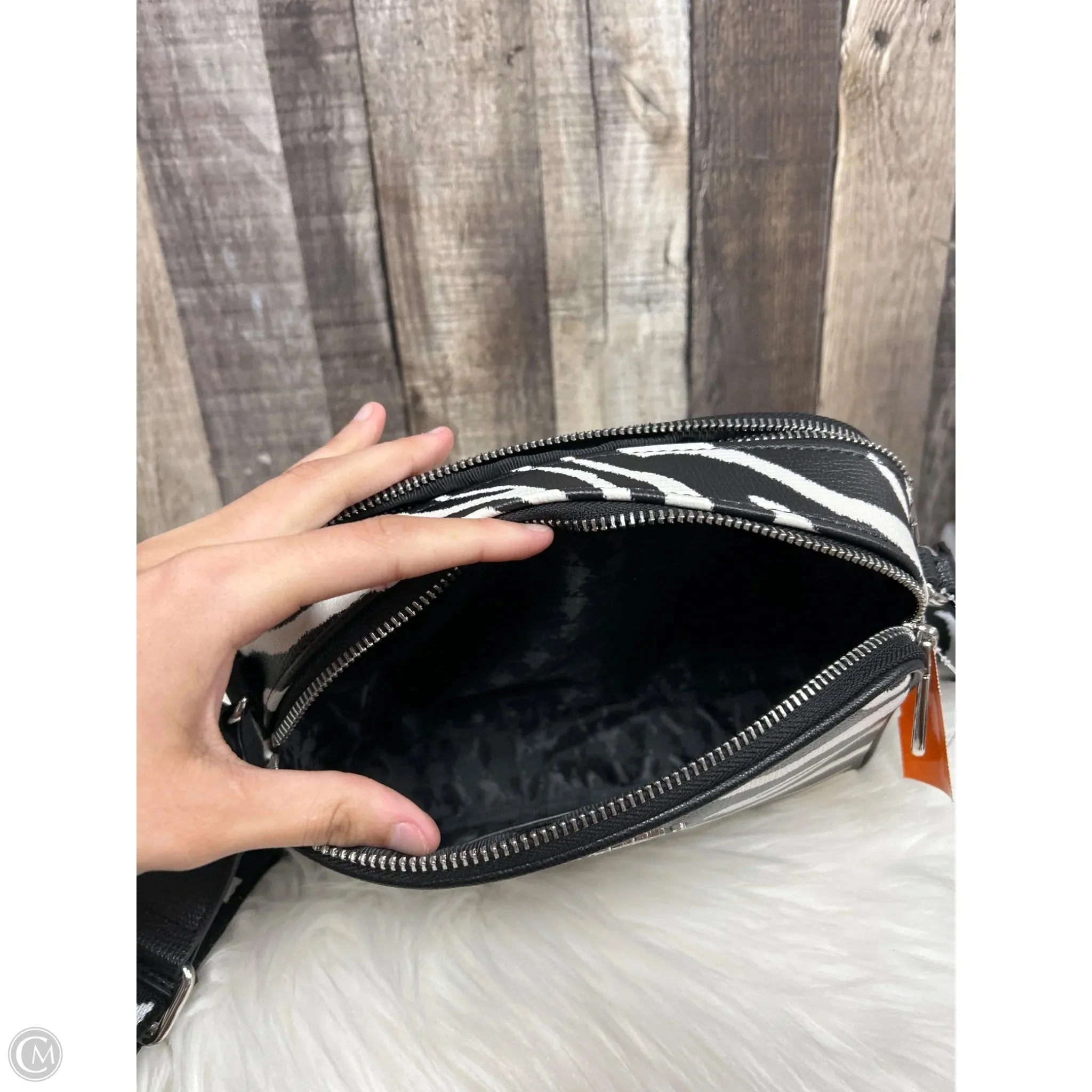 Crossbody Designer By Karl Lagerfeld, Size: Medium