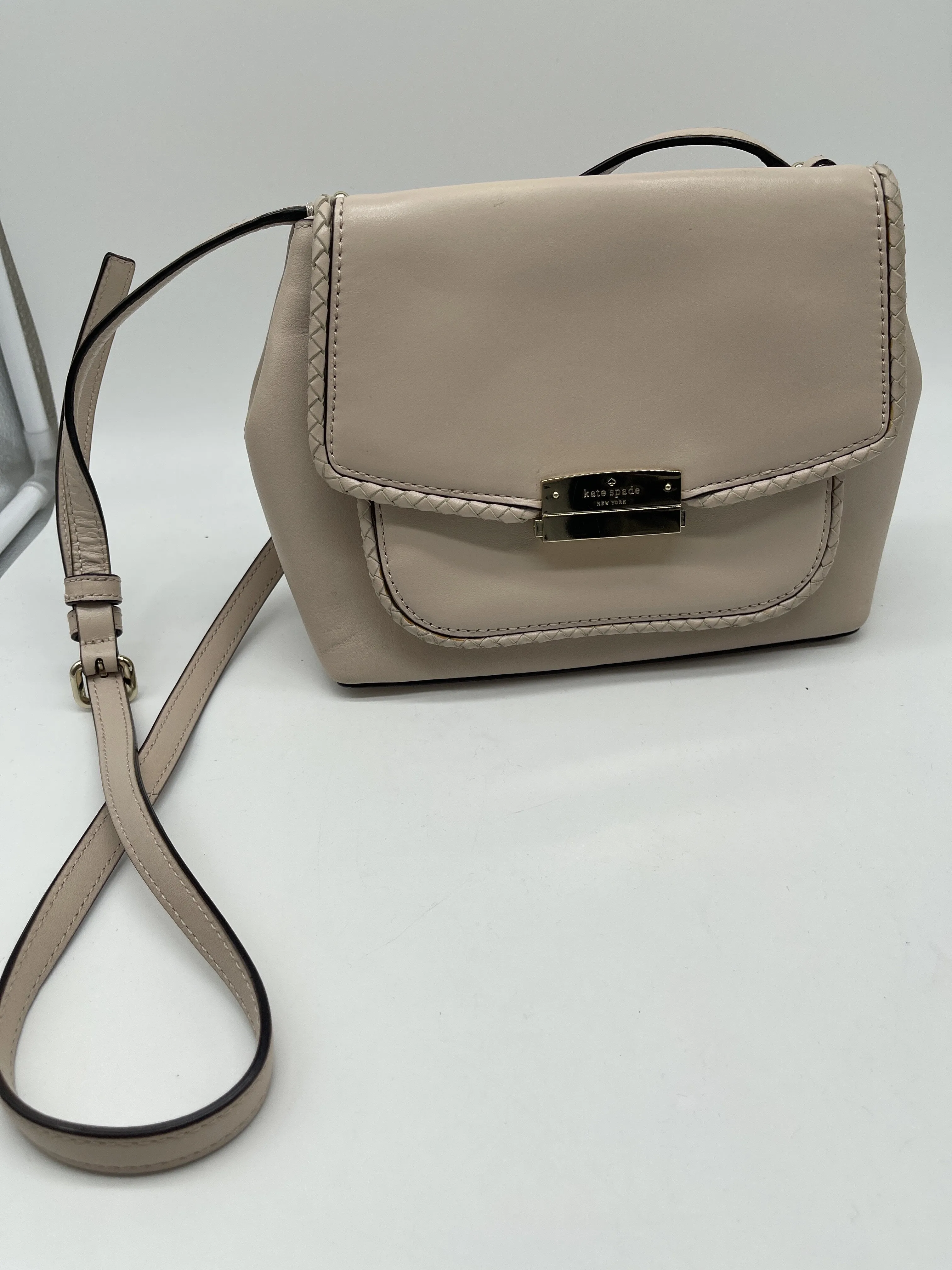 Crossbody Designer By Kate Spade  Size: Small