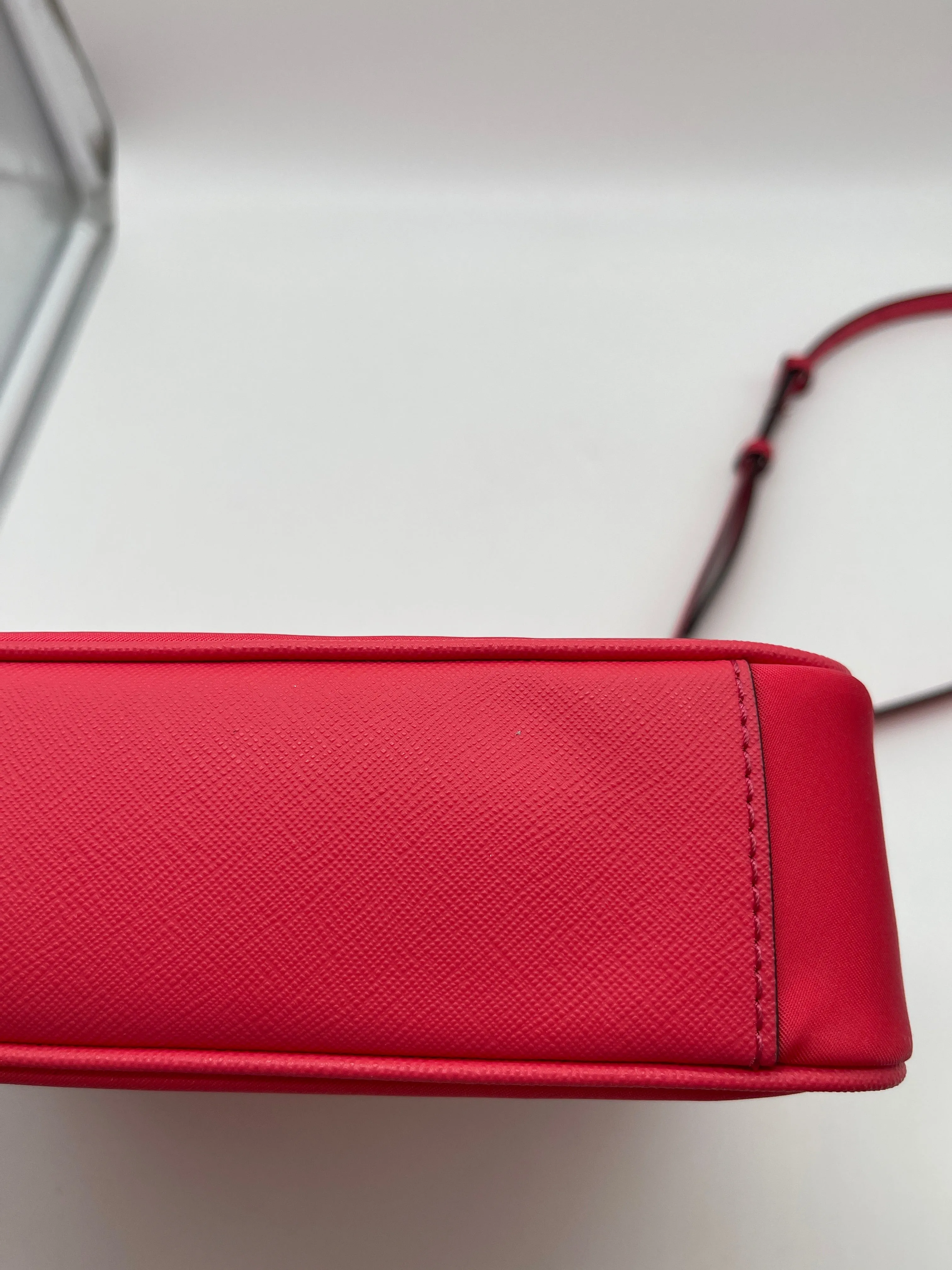 Crossbody Designer Michael Kors, Size Small