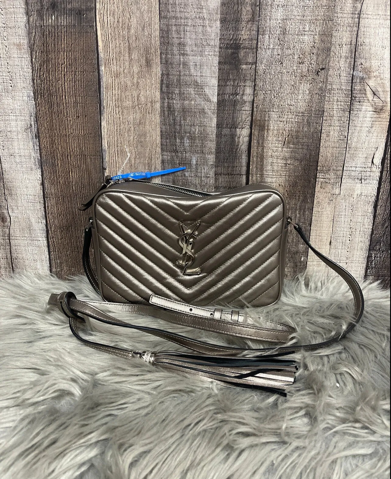 Crossbody Luxury Designer By Yves Saint Laurent  Size: Medium