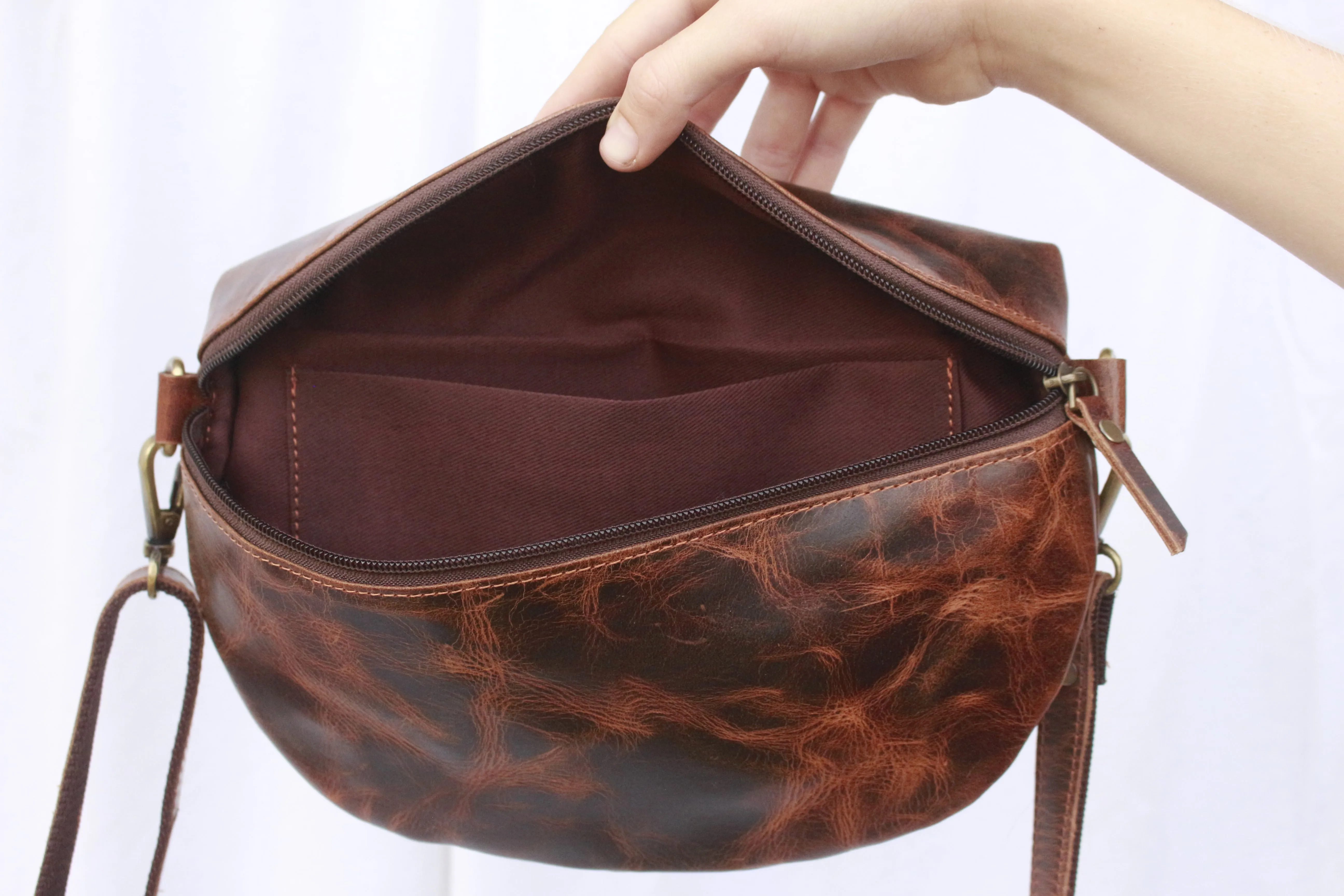 Crossbody Saddlebag