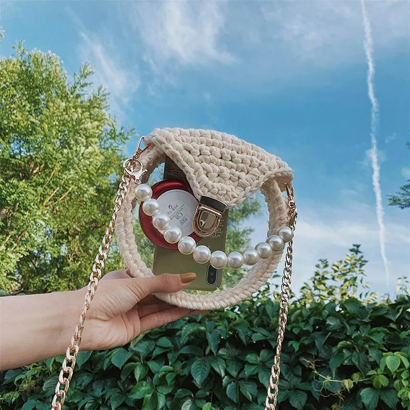 Cute Round White(Flap) Crochet Crossbody Purse PMMA Crochet Shoulder Round Handbag for Girl Circle Crochet Crossbody Purses
