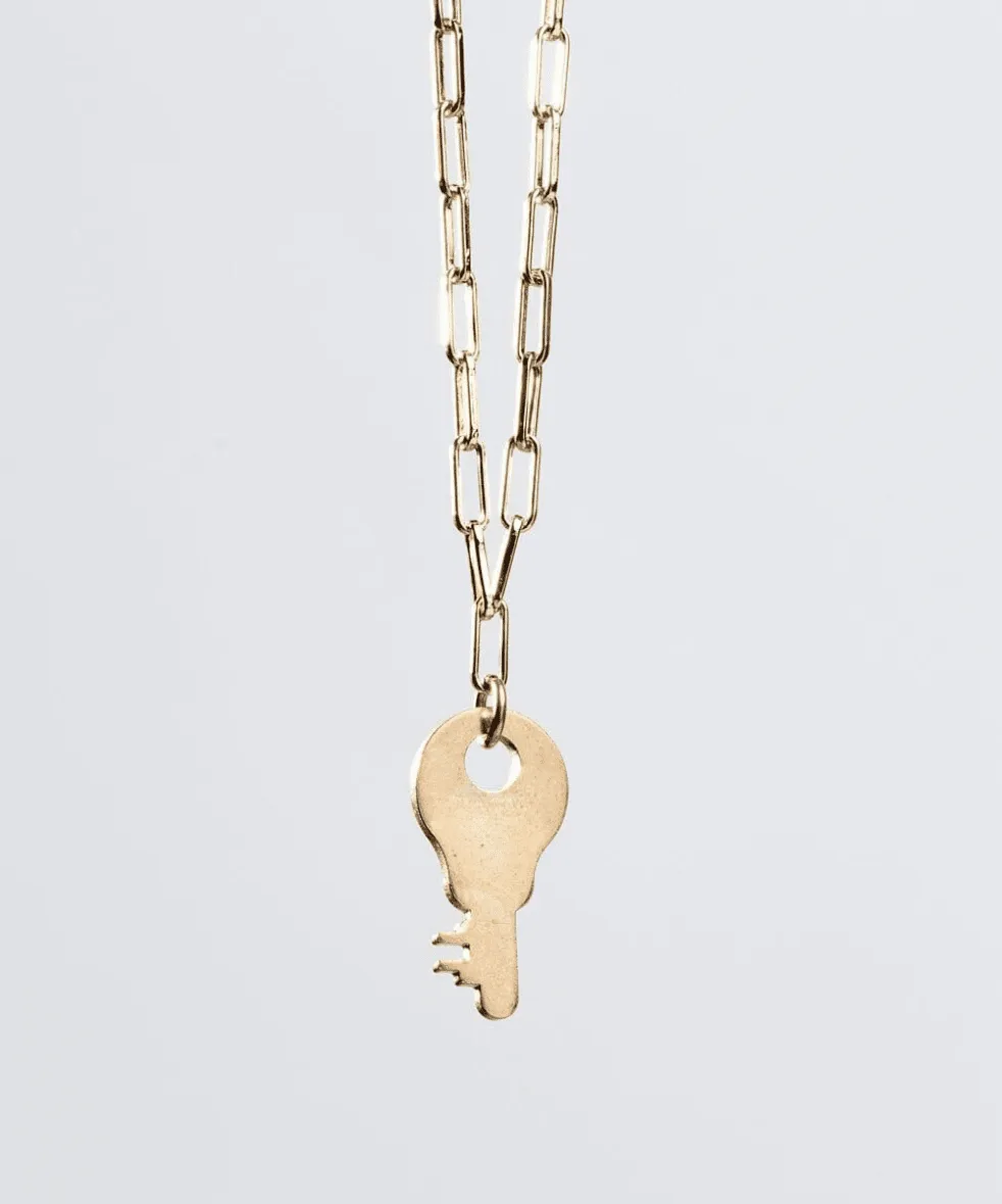 Dainty Charlotte Key Brooklyn Chain Necklace