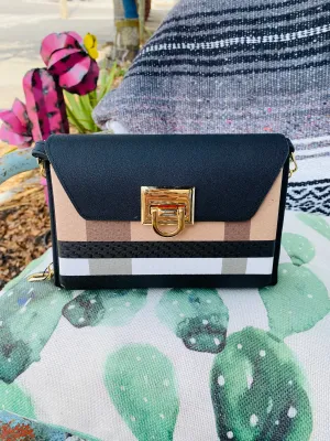 Delia Clutch/Crossbody Tan