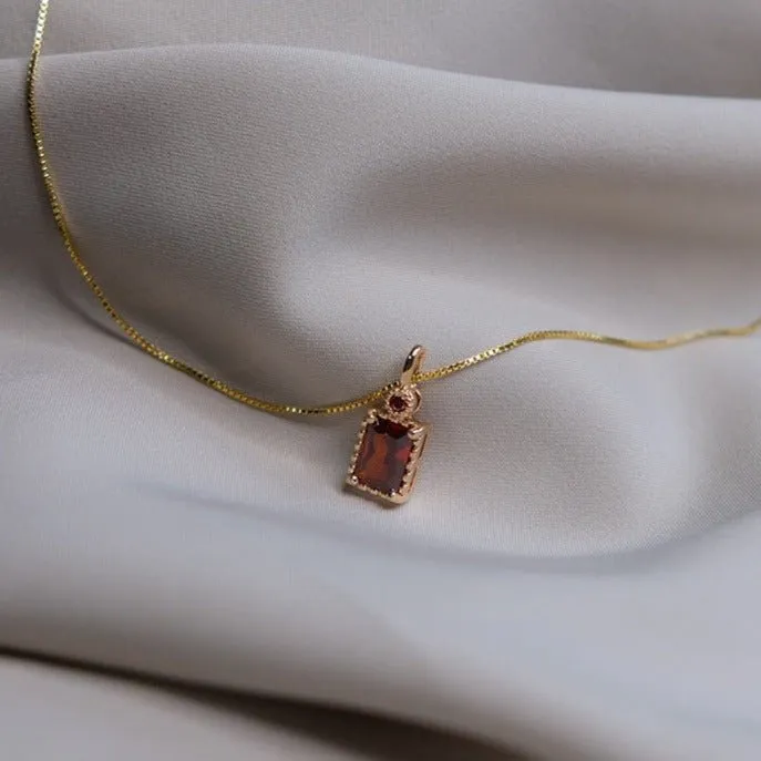 Desiree Garnet Necklace (Solid Silver)