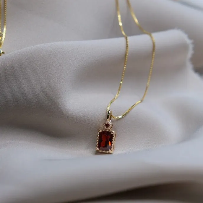 Desiree Garnet Necklace (Solid Silver)