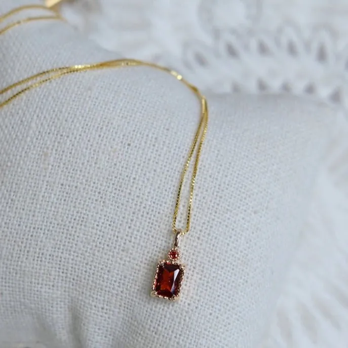 Desiree Garnet Necklace (Solid Silver)