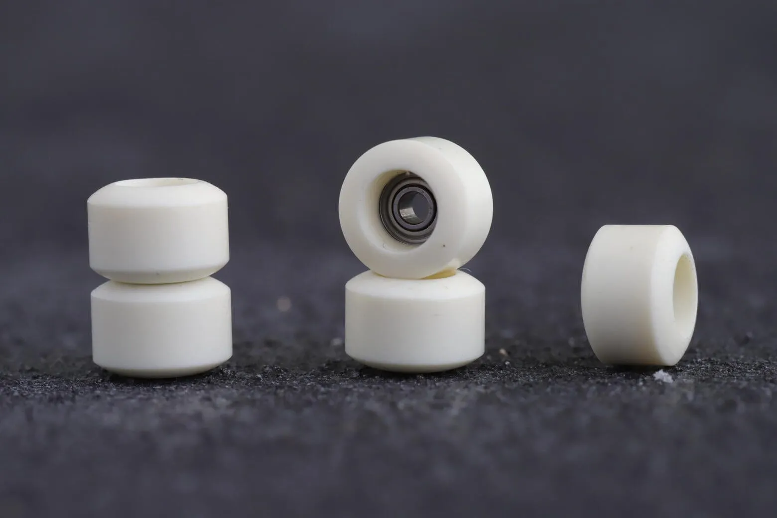 Dirty FB illPills - Cloud White Urethane Fingerboard Wheels (70D Minis)