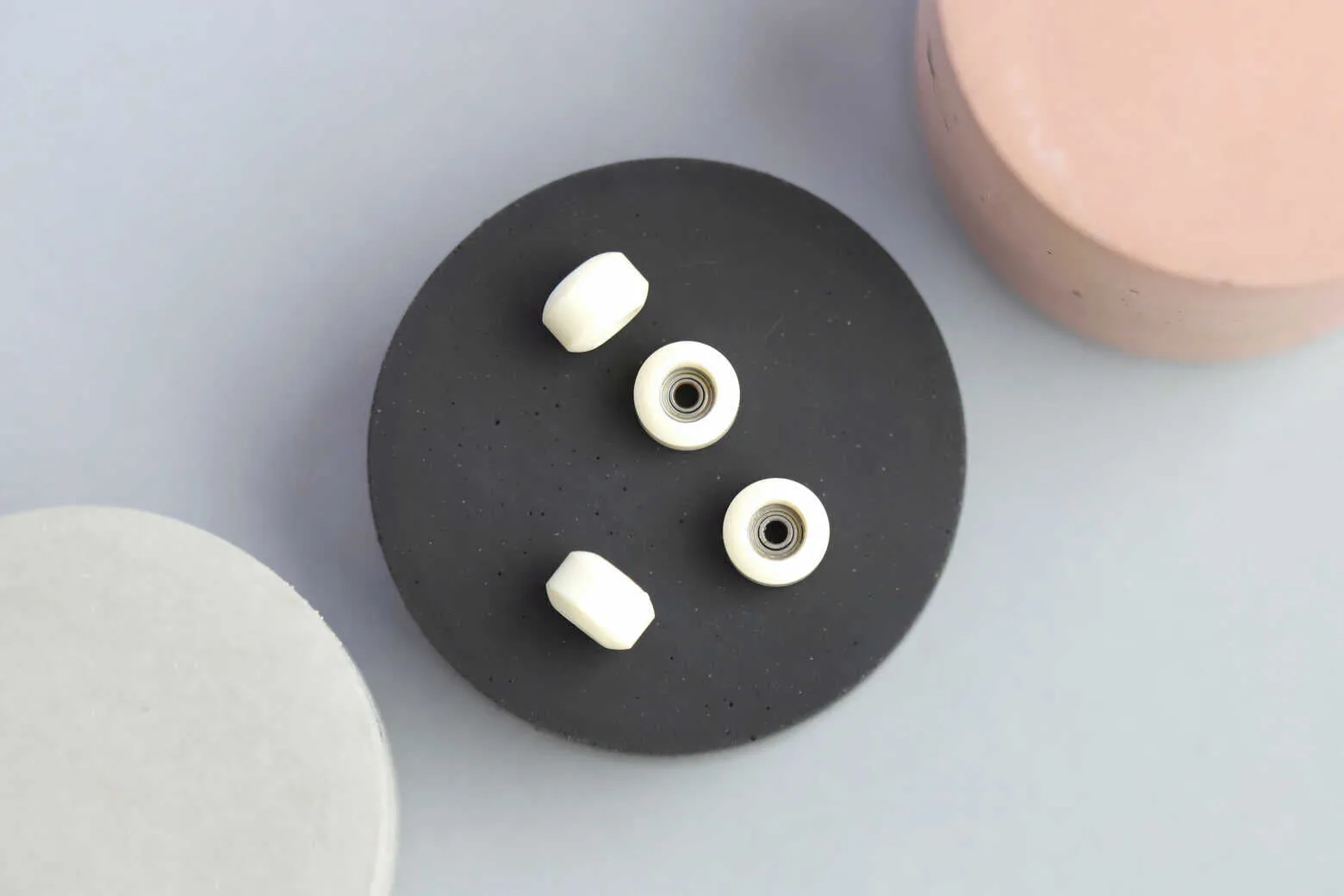Dirty FB illPills - Cloud White Urethane Fingerboard Wheels (70D Minis)
