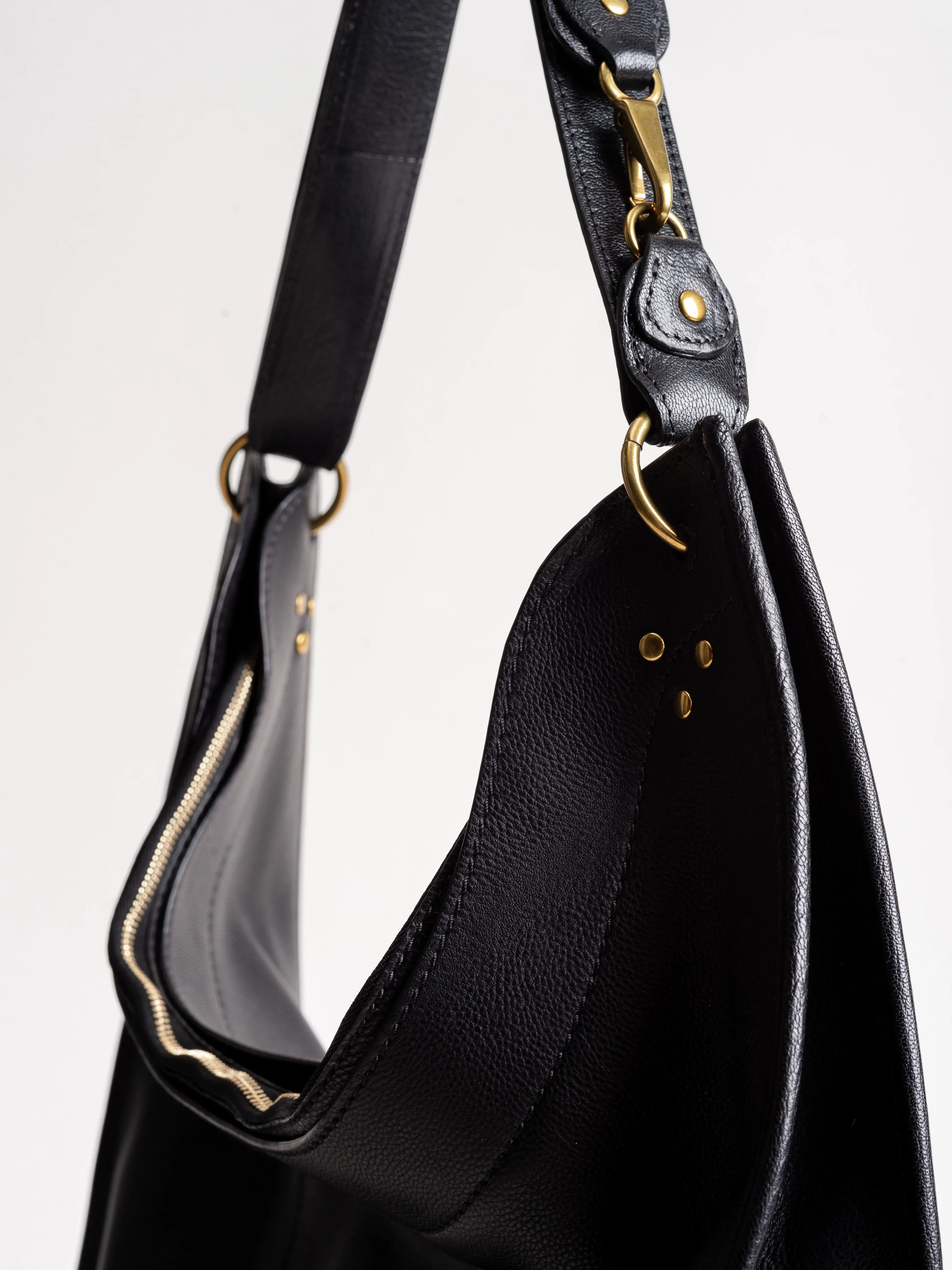 edgar calfskin hobo - noir brass