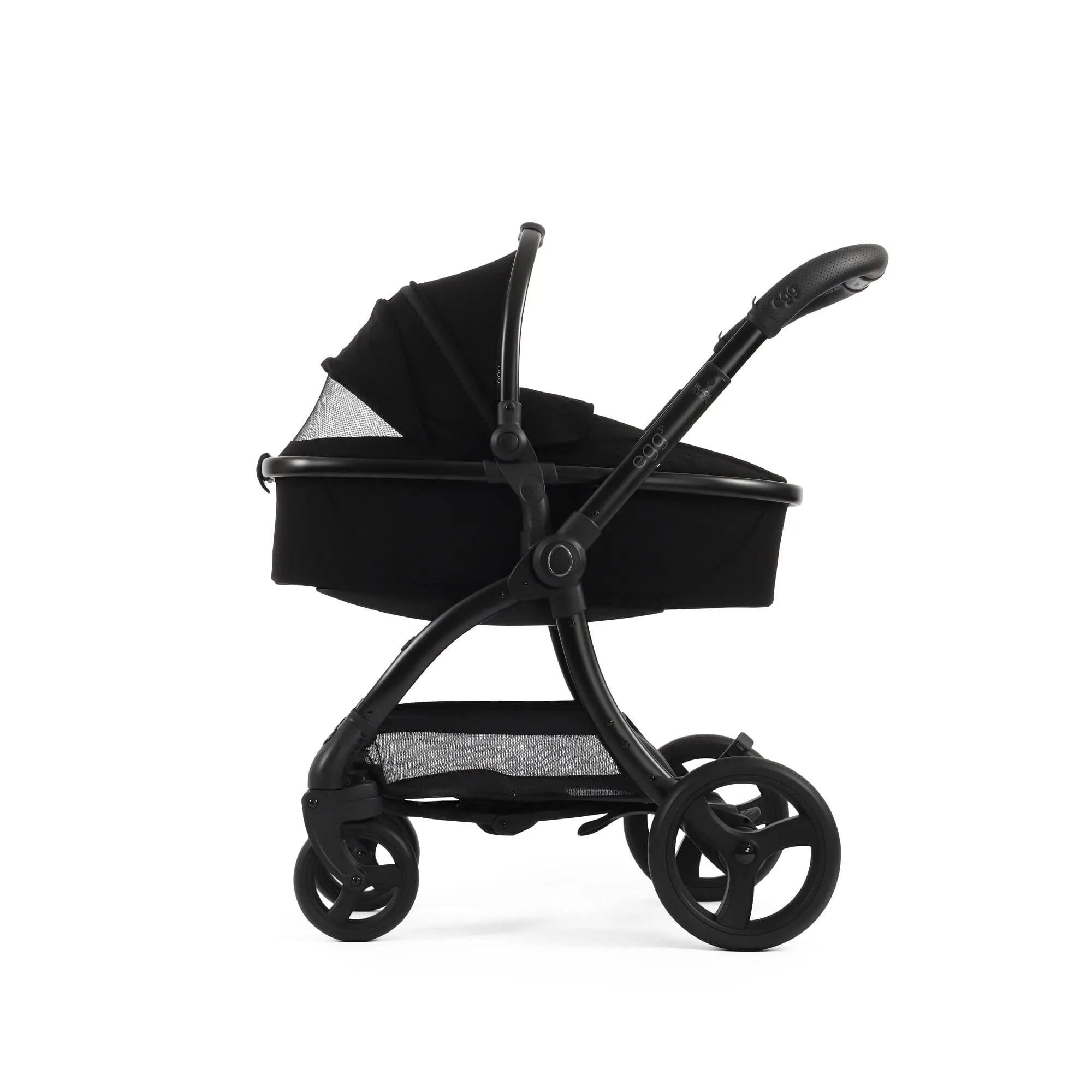 Egg 3 Luxury Shell i-Size Travel System - Black Edition (Exclusive)