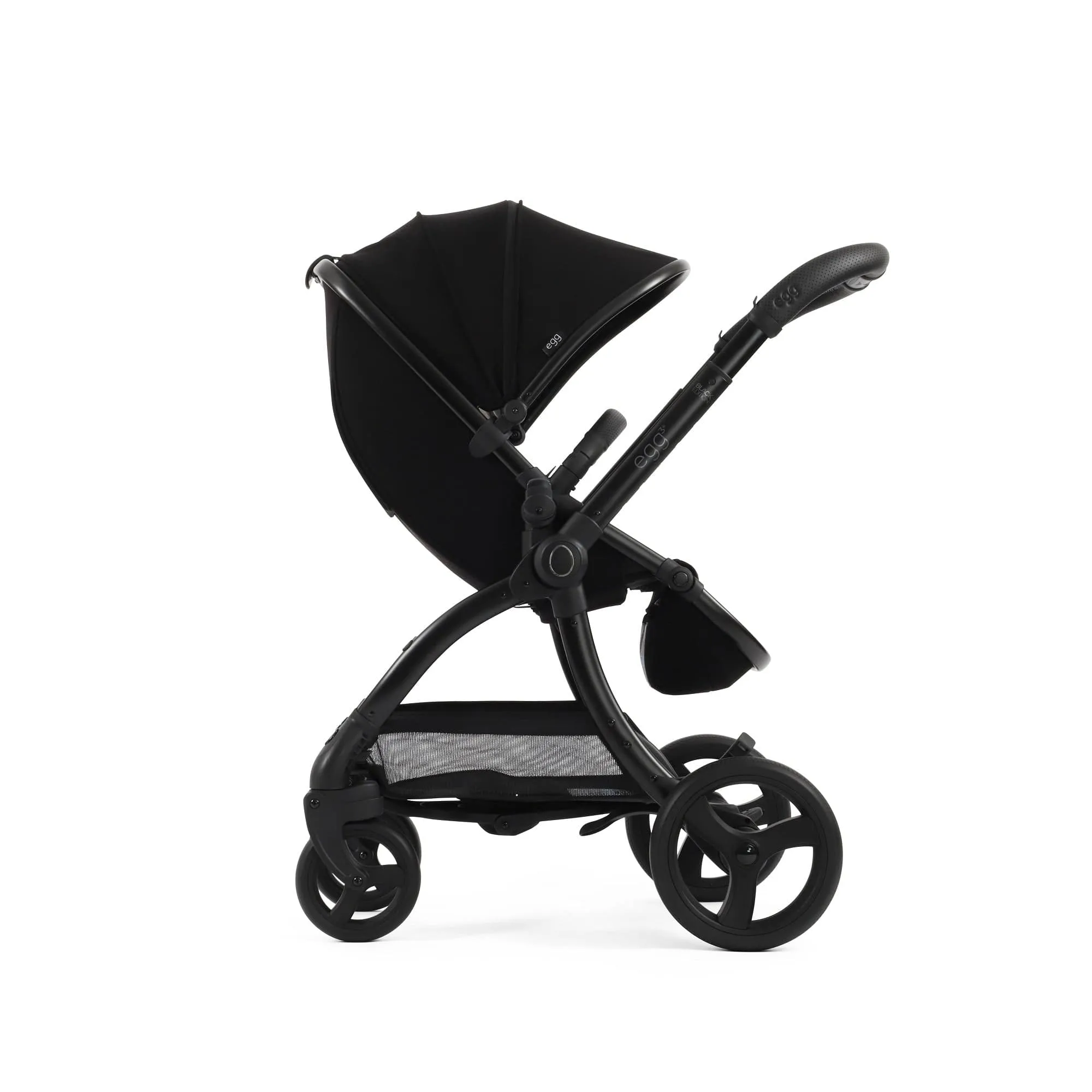 Egg 3 Luxury Shell i-Size Travel System - Black Edition (Exclusive)