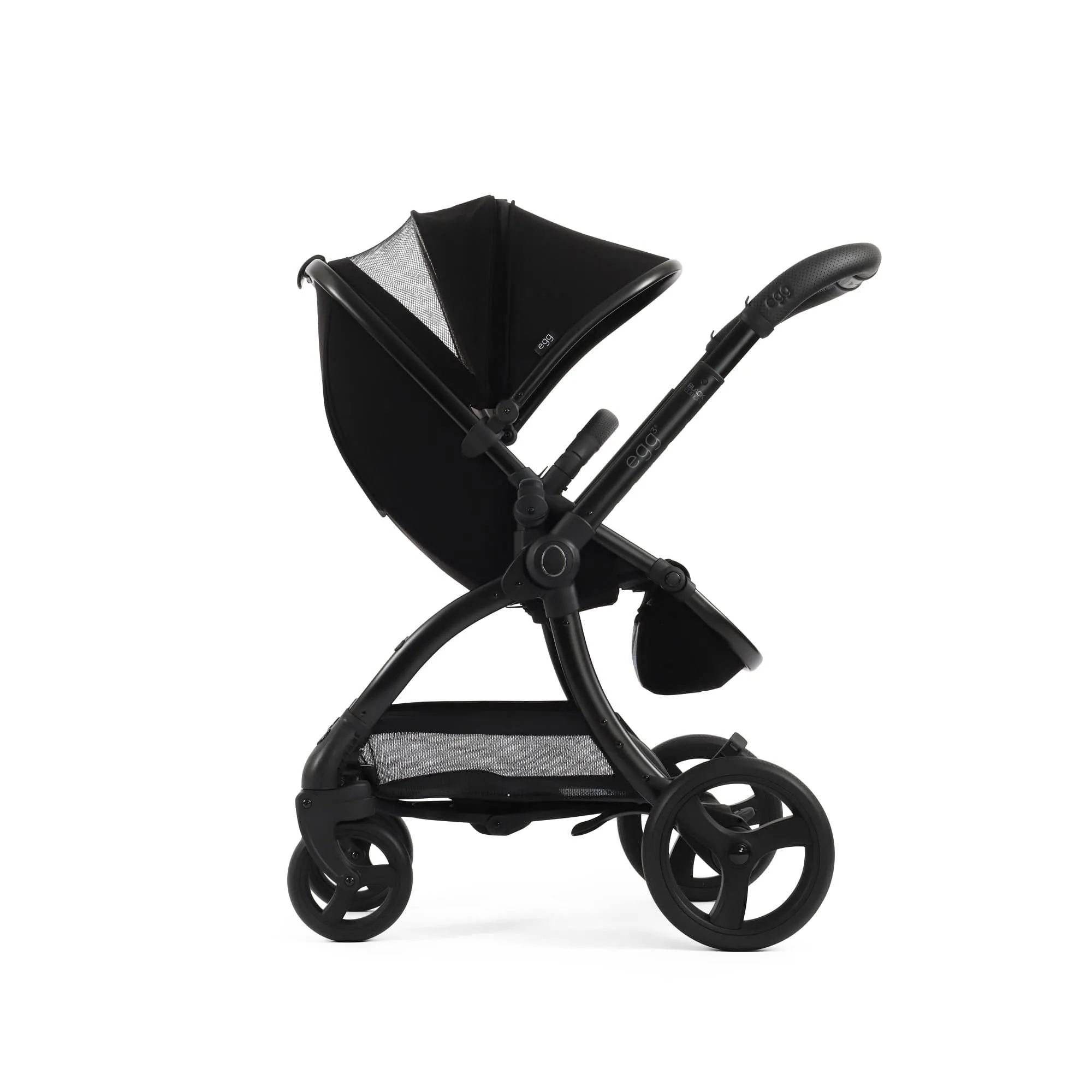 Egg 3 Luxury Shell i-Size Travel System - Black Edition (Exclusive)