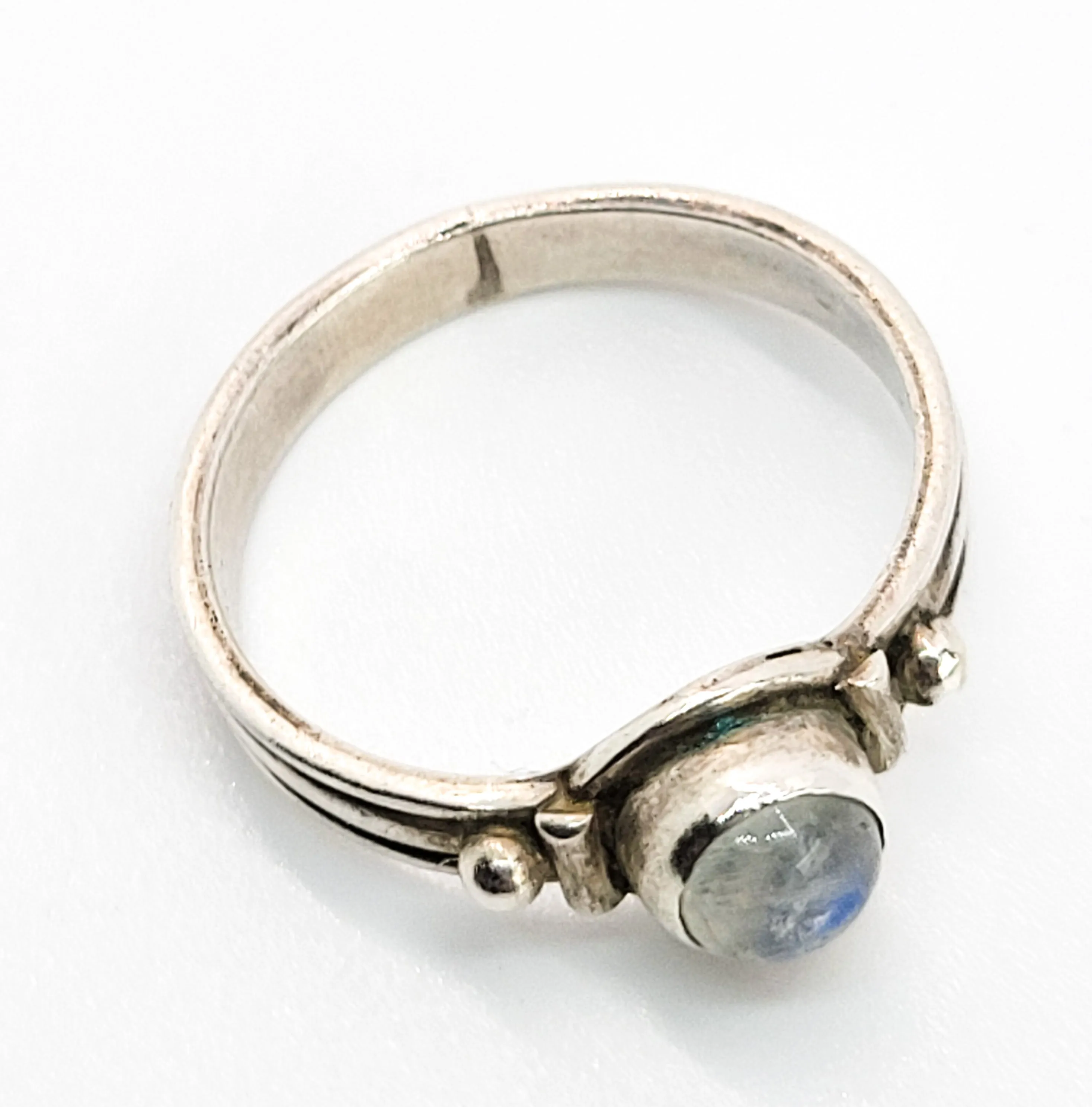 Flashy Blue Moonstone tribal balinese style sterling silver ring size 6