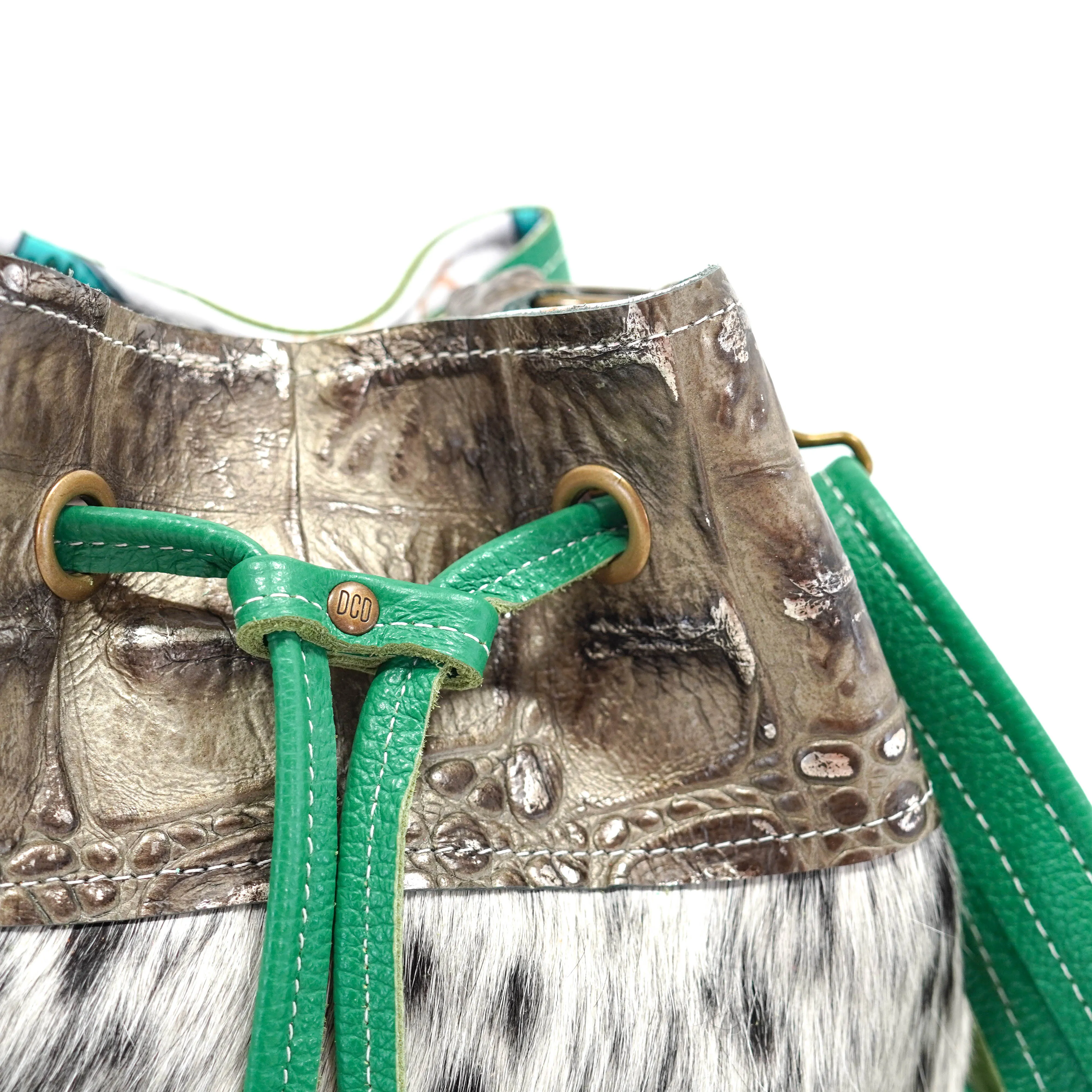 Gabby - Peppered Salt w/ Antique Jumbo Croc