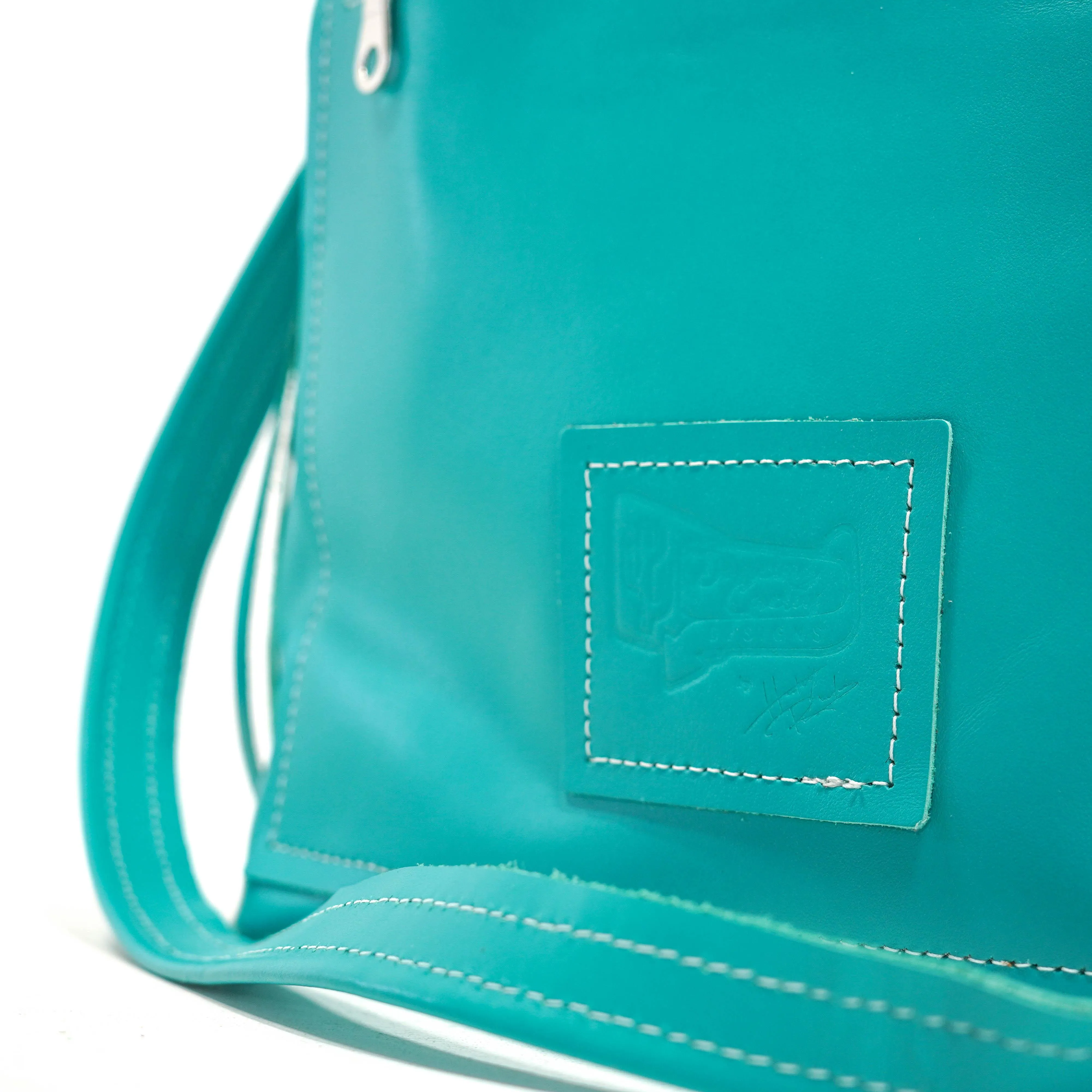 Gabby - Tricolor w/ Sea Glass Tool