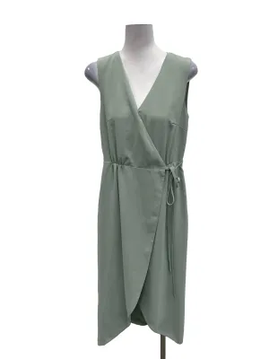 Green V-Neck Sleeveless Maxi Dress OSN