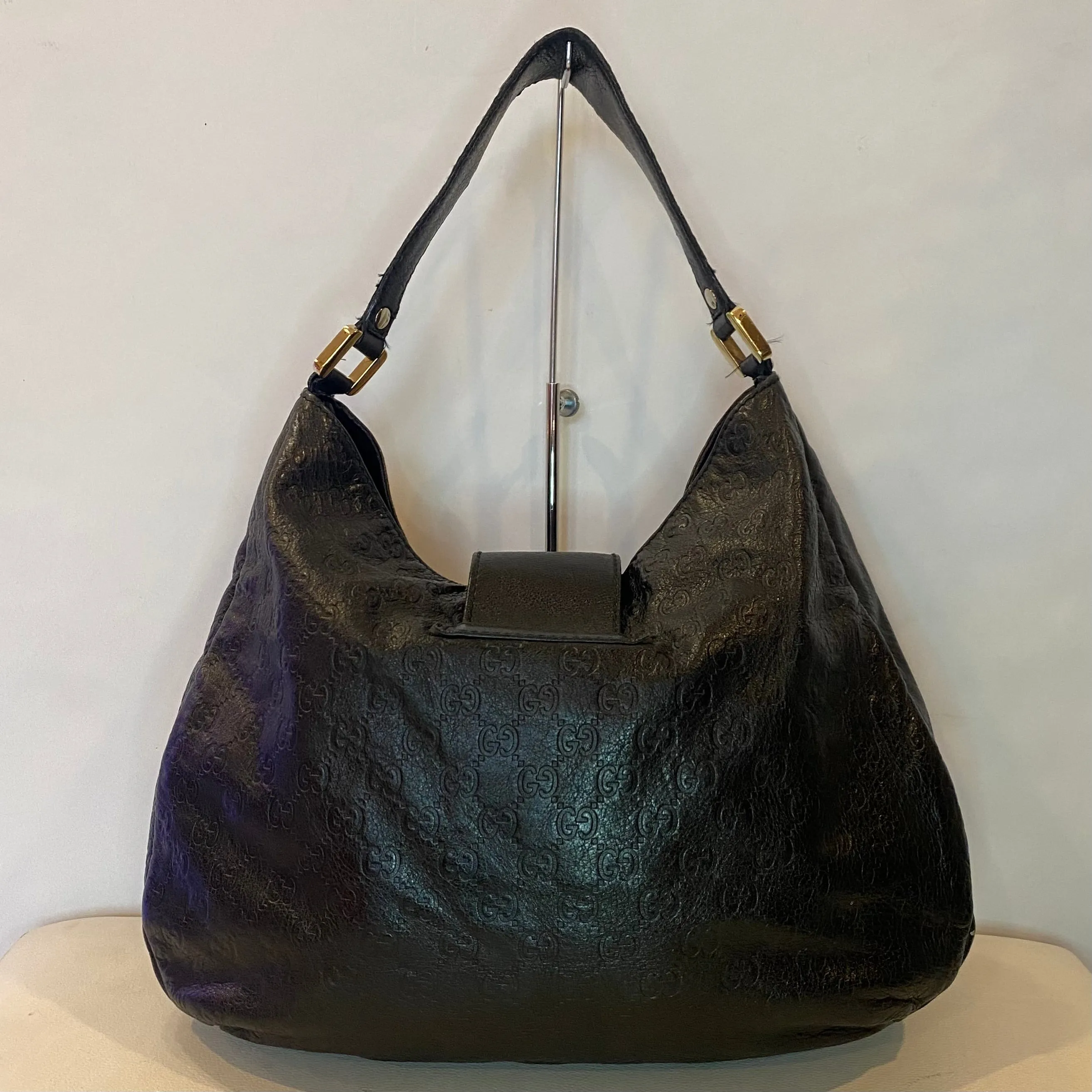GUCCI Black GG Guccissima Hobo Leather One Shoulder Bag Purse 211933