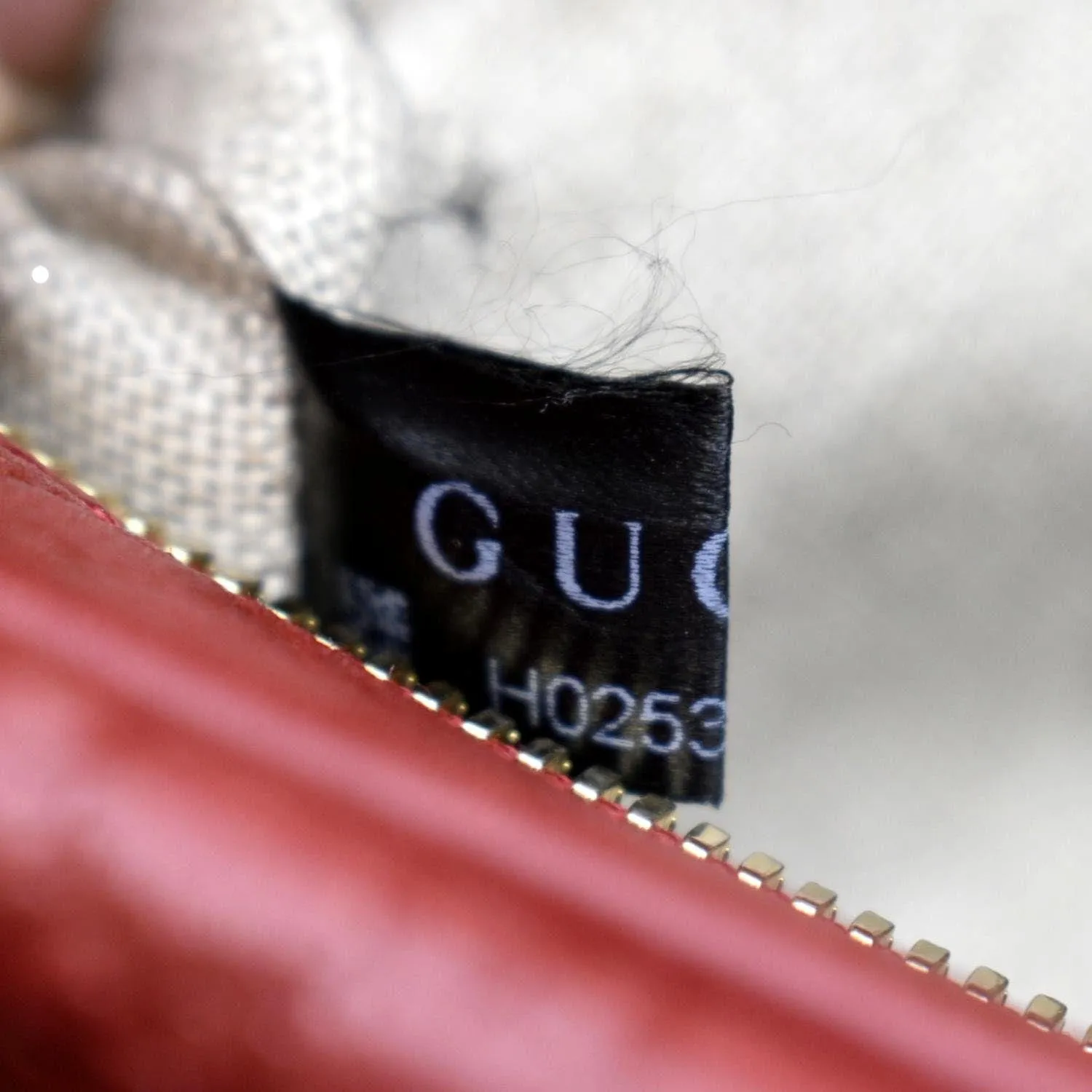 GUCCI Bree Micro GG Leather Crossbody Bag Red 449413