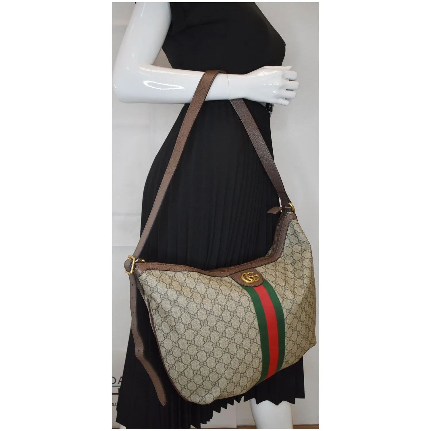 GUCCI Ophidia Soft GG Supreme Crossbody Bag Beige 547939