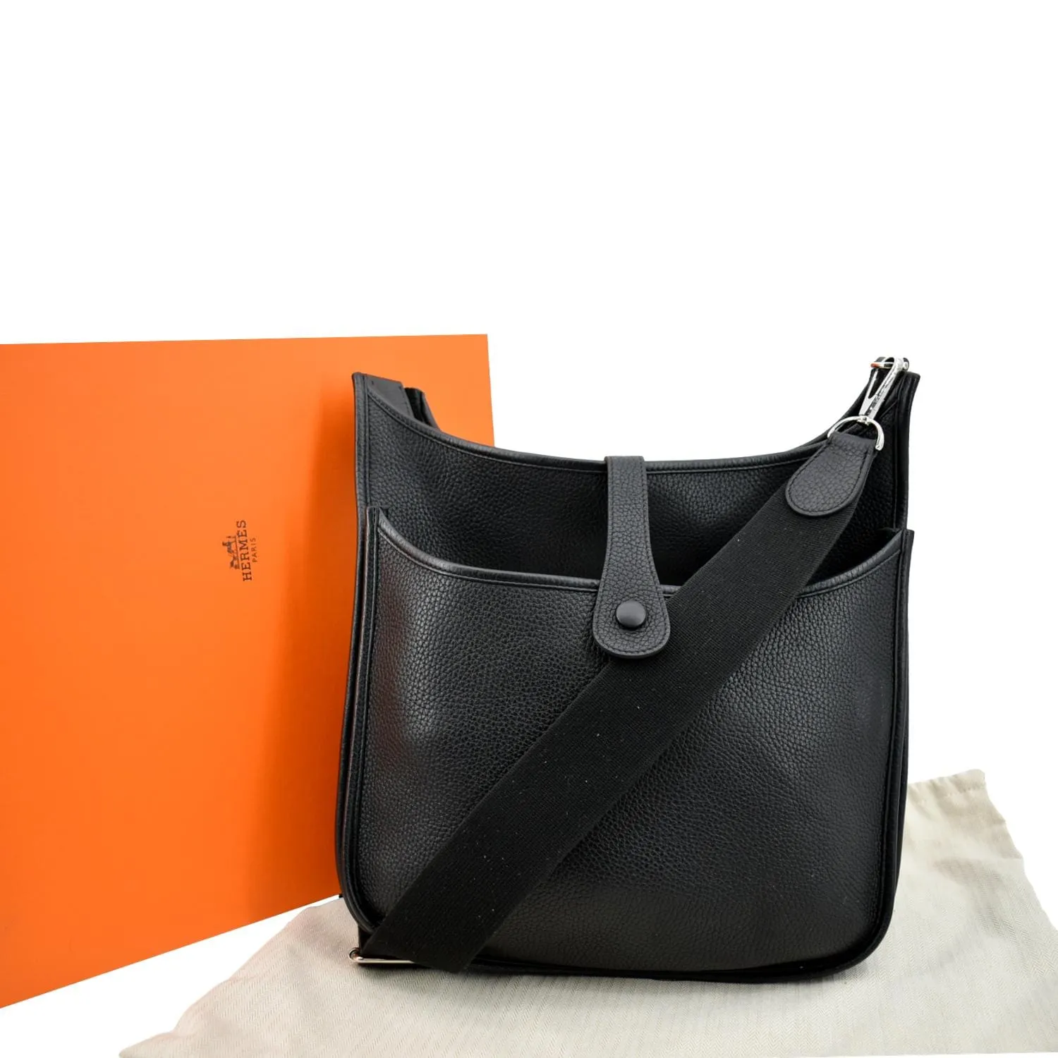 HERMES Evelyne GM Taurillon Clemence Crossbody Bag Black