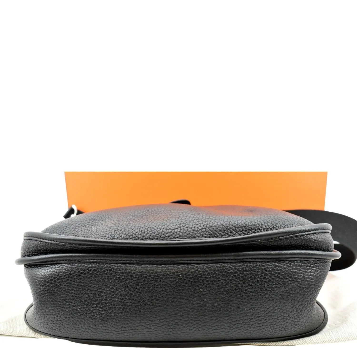 HERMES Evelyne GM Taurillon Clemence Crossbody Bag Black