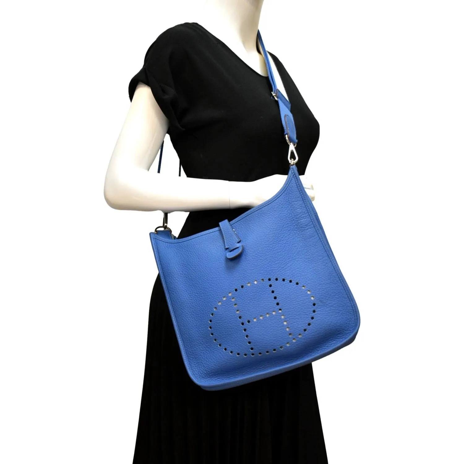HERMES Evelyne PM Taurillon Clemence Crossbody Bag Blue